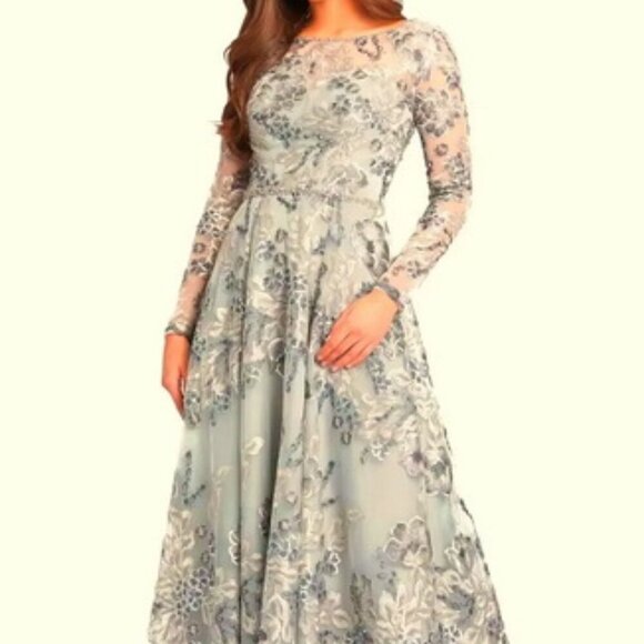 Mac Duggal Platinum Gray Sequin Floral Embroidered Long Sleeve Gown Mac Duggal Platinum Gray Sequin Floral Embroidered Long Sleeve Gown